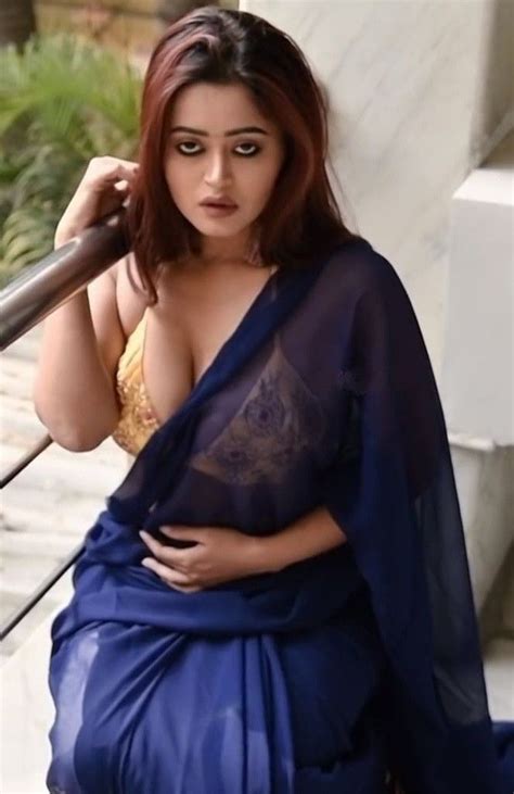 We provide best collection of hot indian saree girls photos to set it on wallpapers. Pin on #cute and #romantic