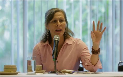 Tatiana clouthier, titular de la dependencia, indicó que la colaboración es con el objetivo de que las empresas nacionales sean reconocidas por su confiabilidad. Tatiana Clouthier renuncia a subsecretaría de Gobernación ...