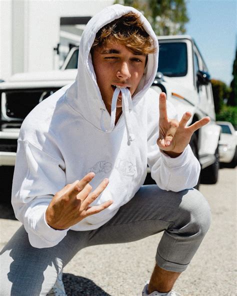I make videos on the internet ha @swayla bryce@talentxent.com subscribe to my youtube below ( Bryce Hall on Instagram: "yes i just posed in front of ...