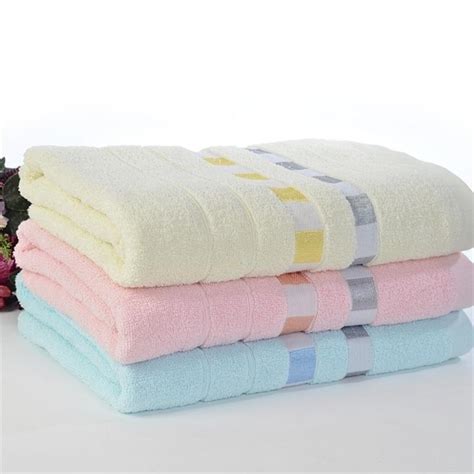 Update your household linens with the block geo bath towel from hotel collection, featuring a soft and absorbent cotton terry fabric and a delightful geometric pattern. Luxury Extra Large Egyptian Cotton Bath Towels for Adults ...