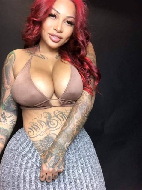 I would love to dye my hair this color & i always wanted that piercing. Brittanya Razavi | Curvy girl, Fashion, Black beauties