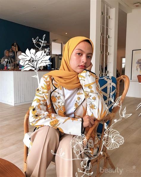 Maybe you would like to learn more about one of these? Tips Padu Padan Hijab Warna Mustard Anti Norak ala ...