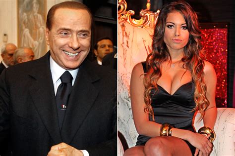 Nella vicenda sarebbero coinvolti anche l'avvocato niccolò ghedini e luca risso, ex fidanzato di ruby, che avrebbe avuto 2 milioni. Berlusconi : Ruby réapparaît au Mexique