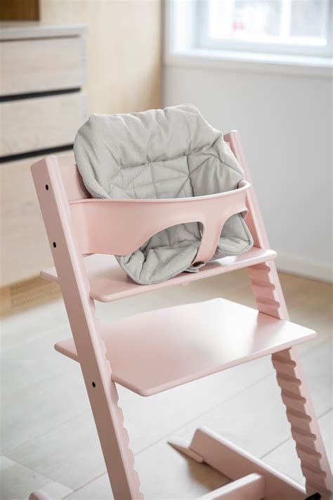 Beim holz können sie ebenfalls aus drei varianten wählen. Stokke: Tripp Trapp Hochstuhl im neuen Serene Pink bringt ...