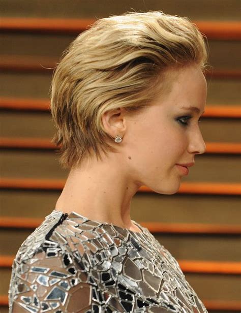 Tratamientos caseros para el crecimiento del cabello. Cómo dejar crecer el pelo corto (según las 'celebrities')