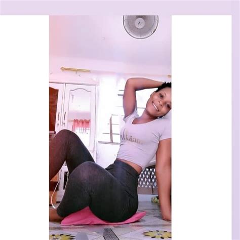 Hii ni jnsi ya kusugua kinembe na mashine mpaka mwanamke akojoe mikojo mingi atetemeke kwa raha na kupiga mshindo mkubwa wa raha na nguvu dr elaan tz education kusugua makelele mikojo mshindo mpaka apige makelele mengi mshindo mkubwa wa raha kinembe nguvu za kiume. UTUNDU KITANDANI: JINSI YA KUNYONYA KISIMI - UHONDO KITANDANI