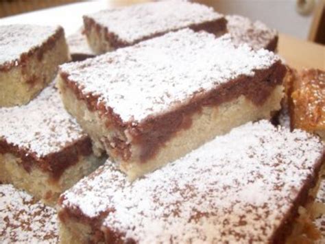 Zitronenschale, geriebene 2 el rum 6 eigelb 6 eiweiß 1 msp. Marmor-Bananen-Kuchen - Rezept mit Bild - kochbar.de