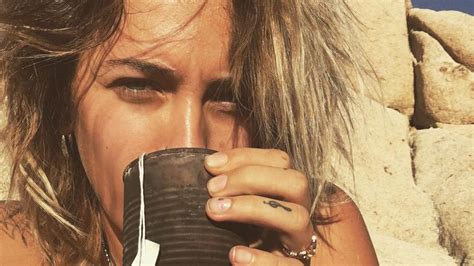 Пэрис — родная дочь майкла джексона. Übersinnliche Umschulung: Paris Jackson wird Schamanin ...