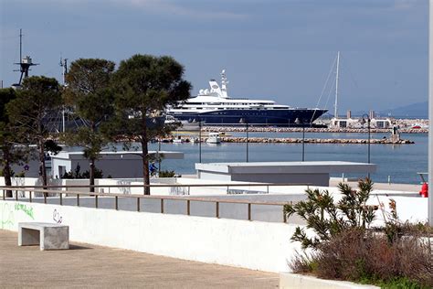 The development project, presented by lamda development, for the refurbishment of the old athens airport into a h lamda development προχωράει σε αύξηση μετοχικού κεφαλαίου 650. Στη Lamda Development το υπόλοιπο 50% της μαρίνας Φλοίσβου ...