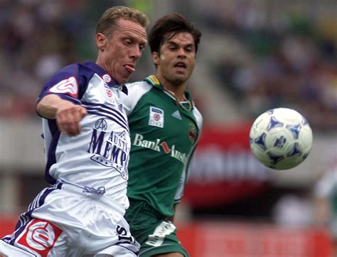 Mittelfeldspieler österreichischer meister 1995/96 finale im europacup der cupsieger 1995/96 team der saison. Peter Stöger kehrt zur Austria zurück - wien.ORF.at