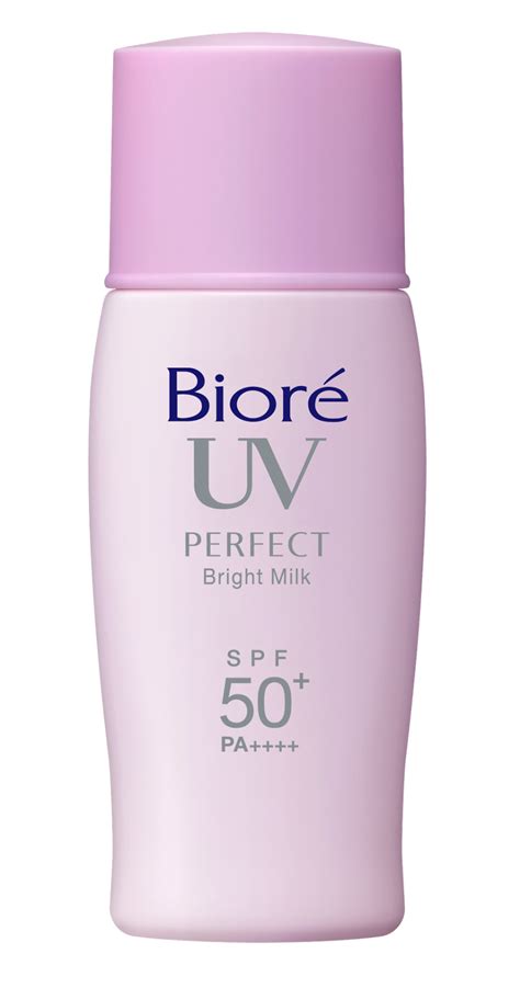 I'm severely acne prone but the the uv perfect face milk is the first sunscreen that hasn't broken me out. Biore UV, the no. 1 sunscreen brand from Japan, is now in the Philippines! - Rochelle Rivera