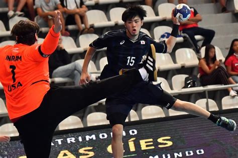Action in images what a picture and what a save. Spain 2019 | Highlights JPN vs USA | IHF