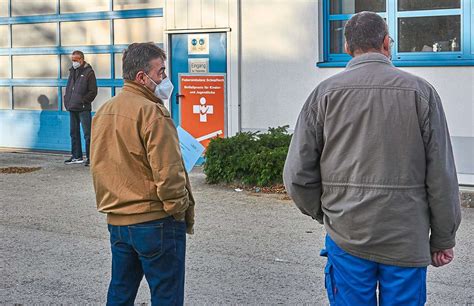 Das ergebnis kann über eine mögliche infektion informieren und die infektionskette unterbrechen. Viele Horber Stadträte mussten am Samstagmorgen früh nach ...