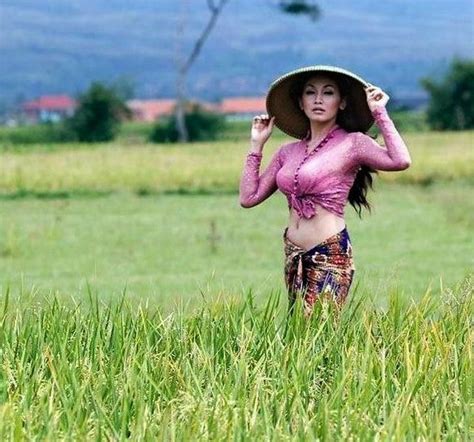 Gadis desa yang masih polos hati dan wajahnya digauli pemuda. Foto Cewek Perawan Desa Cantik Sexy » BermimpiMimpi