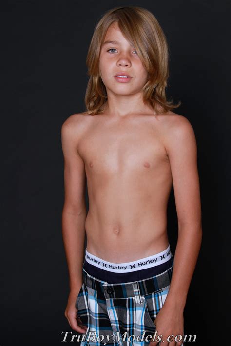 American cute boy model sonny dream | cute boy sonny pictures album (2020). TBM Robbie Photos - Part 2 HQ - Face Boy