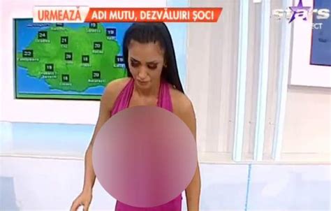 Star matinal(antena stars)star special( antena stars);bancher sau somer (antena1)➡️facebook: Raluca Dumitru a făcut senzaţie cu un decolteu "până la buric"! Uite cât de sexy e bruneta!