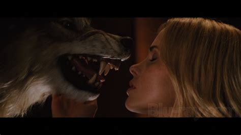 They arrive to find they are quite isolated with no means of communicating with. The Cabin in the Woods Blu-ray