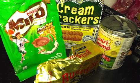 No tea time is complete without snacks and crackers from hup seng malaysia makes the perfect companion for your caffeinated beverages. SUEperb MaMa: Milo Butter Kut