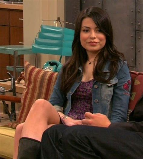 Jimmy fallon uudelleentwiittasi bill gates. Miranda Cosgrove iCarly Crazy facts Girl meets world Tv ...