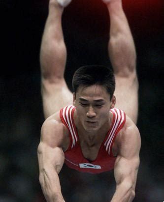 특히 여서정은 1986 서울아시안게임 이후 32년 만에 여자 체조 금메달의 주인공이 됐다. 여홍철, 젊은 시절 터질듯한 근육 ′헉′ 딸 여서정 기록도 ...
