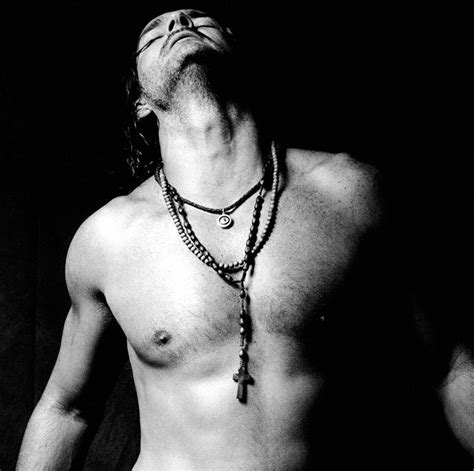 Check spelling or type a new query. Sexy y Algo Mas: Ricardo Arjona Poquita Ropa