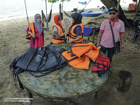 Pulau pangkor, or pangkor island, is a tiny islet in malaysia. AKTIVITI BEST DAN TEMPAT MENARIK DI PULAU PANGKOR YANG ...