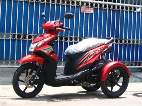 Honda gold wing, kayaknya jarang banget pemerhati roda dua yang gak tau tipe moge super dengan semua kelebihan yang ada di versi terbaru, tentu ada harga yang harus dibayar, menurut segala teknologi pamungkas roda dua dijejalin. Oracle Modification Concept: HONDA BEAT INJECTION (New ...