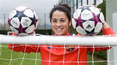 ⚽️ jugadora del @fcbfemeni / ex internacional con @sefutbolfem bióloga. Marta Torrejón: "Hemos madurado y crecido en Europa" - FC ...