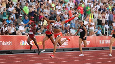 Thomas also set personal bests in all three rounds of the women's 200m at u.s. Infectologista de Harvard vai às Olimpíadas, mas seu ...