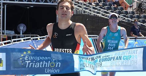 Learn about the different triathlon distances from sprints to full at totaltriathlon.com. Duitse dubbelslag in triatlon van Holten | Regiosport ...