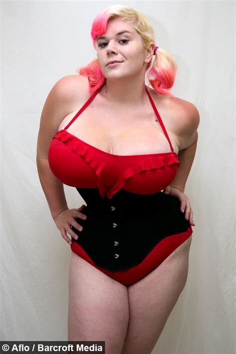 How to get an hourglass figure. Freshly squeezed: Corseter Takes Quest For Hourglass ...