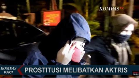 Maybe you would like to learn more about one of these? Artis FTV HH Diduga Terlibat Kasus Prostitusi Online di Medan, Ini Pengakuan Manajer - Tribun Wow