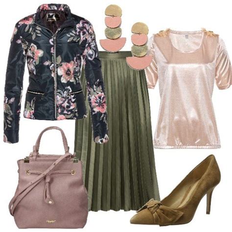 Uno stile insolito per me, devo ammettere, ma ultimamente mi piace sperimentare nuovi stili, proprio come questo. Outfit Low-cost e elegante, gonna plissettata e blusa in ...