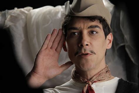By 1930, cantinflas became an established carpa star. "Cantinflas" la película, llega a las salas de cine ...