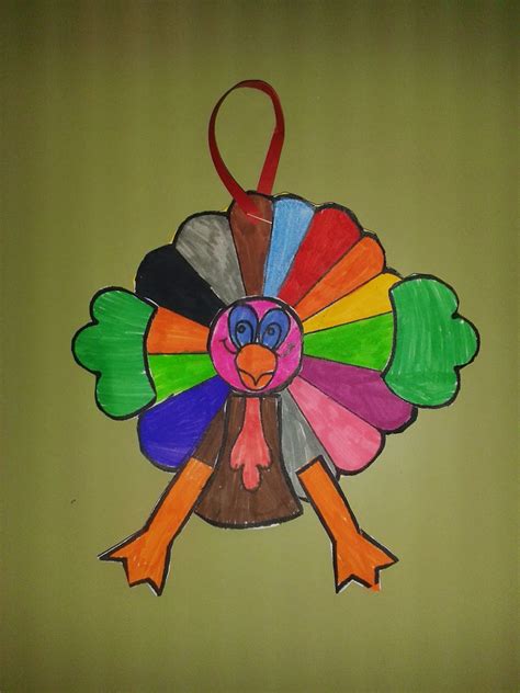 Thanksgiving crafts, printouts, and learning pages. Fichas de Inglés para niños: Pavo manualidad thanksgiving day