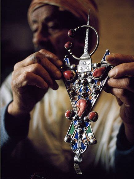 Créez facilement votre logo artisanat à partir de 19,90€ grâce aux modèles créés par machine à pub. Seigneur de l'Artisanat Marocain ! Bijou Berbère :) (avec ...