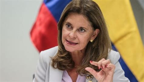 El pasado lunes 6 de agosto durante el foro sobre fortalecimiento de órganos de control en colombia, organizado por entes de control, la. Vicepresidenta de Colombia: "Reabrir frontera a ...