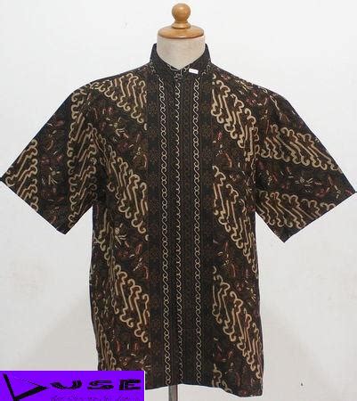 Sedangkan untuk penampilan yang casual dan santai maka bisa mencoba memakai batik lengan pendek saja. batik indonesia: Design Baju Batik Terbaru 2012