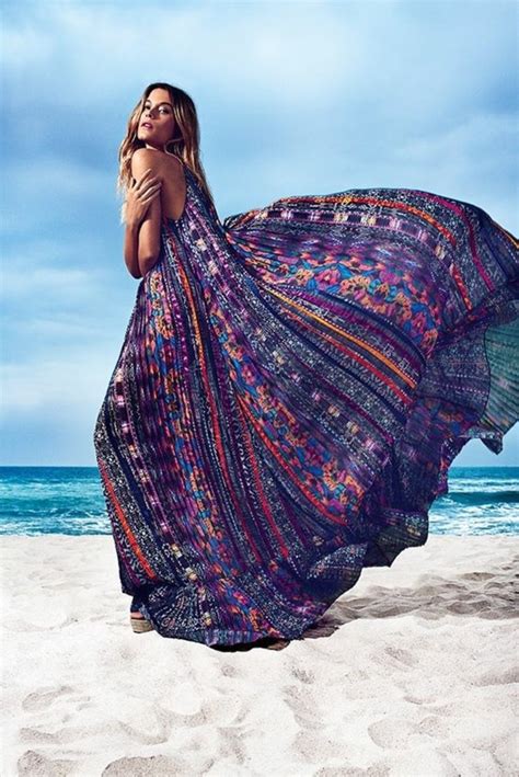 Mais la robe de plage pour femme a bien d'autres atouts ! Choisir la meilleure robe de plage! - Archzine.fr