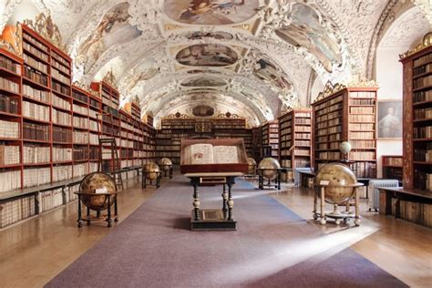 Biblioteka Klementinum u Pragu je najlepša biblioteka na svetu ...