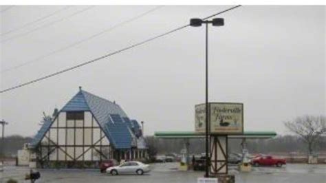 Fowlerville mi real estate & homes for sale. Fowlerville Farms Family Restaurant | Michigan