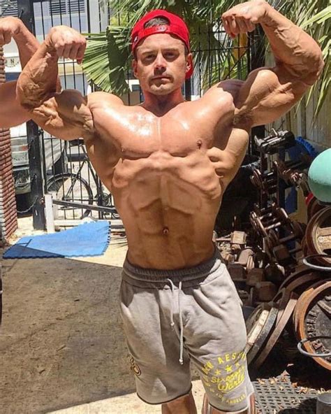 NUTRIMUSCLE - Cody Drobot passe de Classic Physique à Open Bodybuilding 