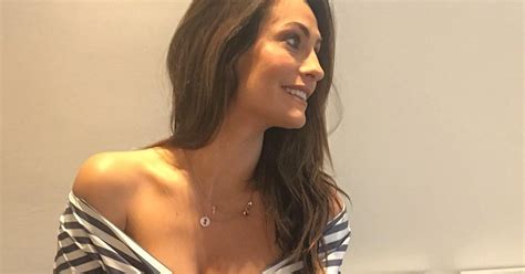È lo stesso giocatore a raccontare quanto successo sulle pagine del 'mail': Peter Crouch accidentally flirted with Xabi Alonso's ...