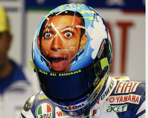Famous for working closely with helmet designer aldo drudi, valentino rossi has a rich history of unique and often stunning helmet designs. QUIZ: Match Valentino Rossi's Mugello helmet to the year ...