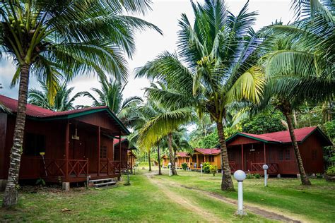 Perintah kawalan pergerakan diperketat (pkpd) di kampung juara, pulau tioman, rompin, akan ditamatkan esok, lima hari lebih awal daripada tarikh yang dijadualkan. Juara Beach Resort