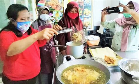 Maka dari itu disini dewi asih tuliskan amalan khusus untuk pelarisan usaha, agar kiranya bisa maju dan berkembang pesat atas. FOOD UNIVERSITY INDONESIA: Empat Menu Ayam Paling Laris ...