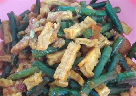 Untuk mencukupi kebutuhan nutrisi dalam tubuh, kita dianjurkan untuk mengonsumsi sayuran secara rutin setiap harinya. Resep Tumis kacang panjang tahu oleh MaYod - Cookpad