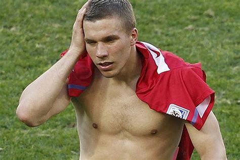 Однако от увольнения из герты его это не спасло. World Cup 2010 Girl's Guide: The German Wags and lads to ...