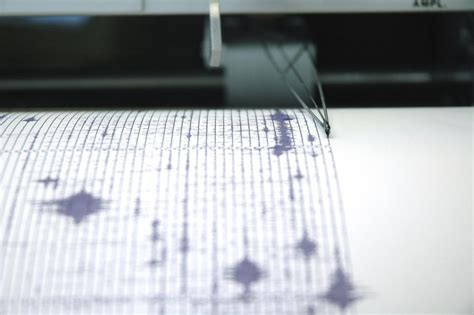 Το βόρειο τμήμα της ελλάδας βρίσκεται στην ευρασιατική πλάκα ενώ το νότιο τμήμα βρίσκεται στην πλάκα του αιγαίου. ΣΕΙΣΜΟΣ ΤΩΡΑ : Νέα δόνηση στη Σάμο - seismos tora : nea ...