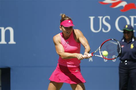 Имя филипп дэвид чарльз коллинз (philip david charles collins); Simona Halep was perfect in pink, taking her opening match ...